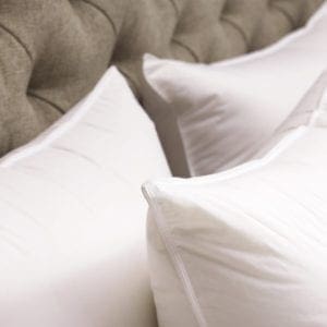 Percale Down Pillow 90% White Duck Feather/ 10% Snow White Down™ with knife Edge – Firm