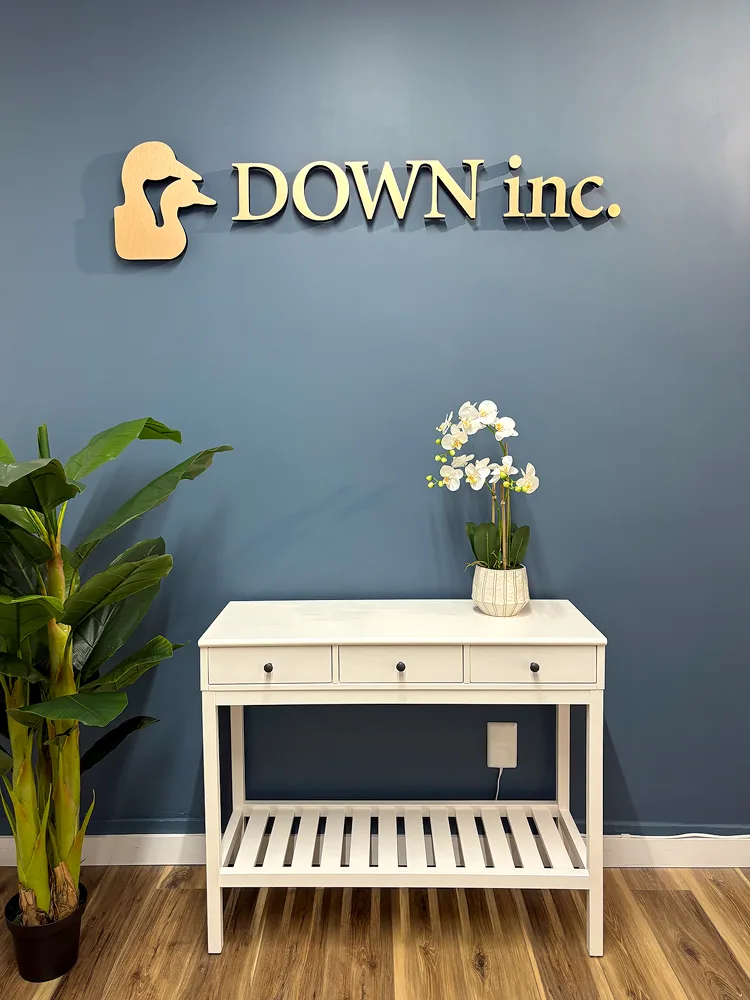 DOWN Inc NYC Showroom (4 of 15)